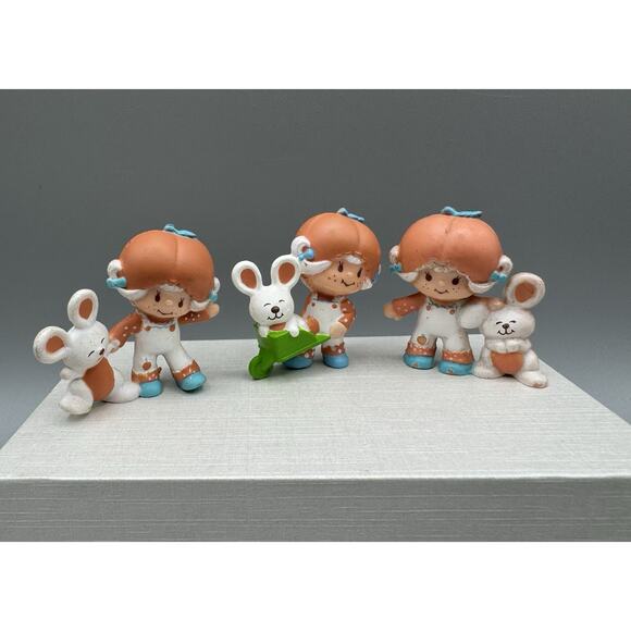 Apricot & Hopsalot Strawberry Shortcake Vintage 1980s Miniature Set of 3 - Picture 1 of 11